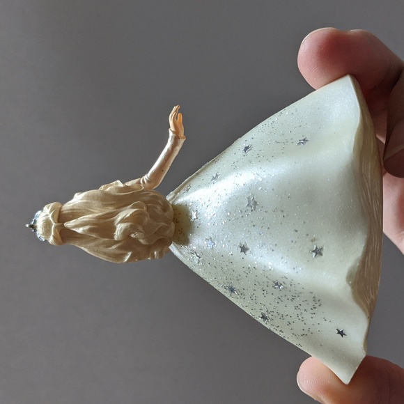 HALLMARK Christmas Ornament Barbie Celebration 2001 Holiday Party Vtg Fancy - Picture 4 of 7